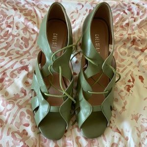 ModCloth green lace up heels